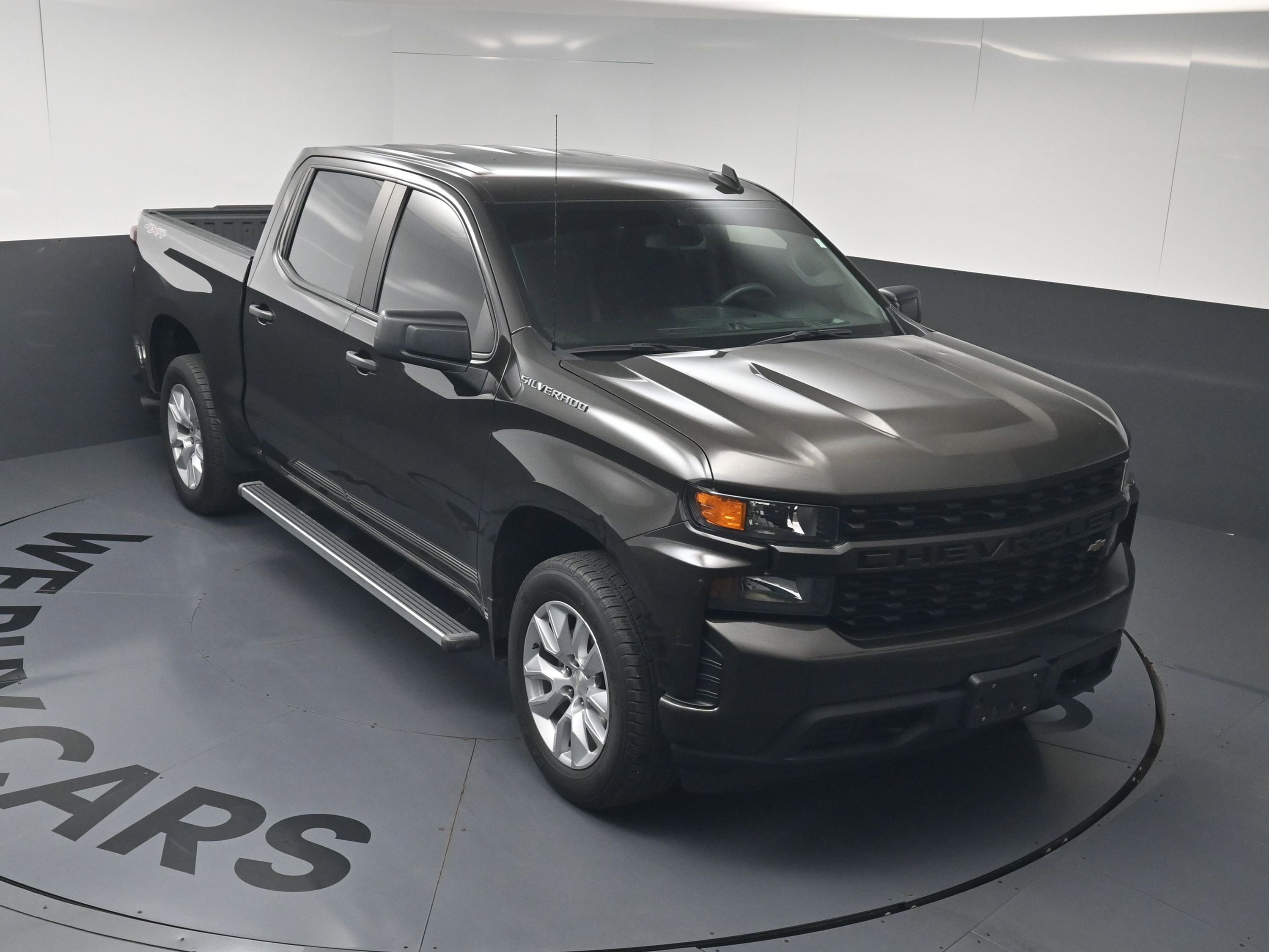 Used 2022 Chevrolet Silverado 1500 Custom w/ Safety Confidence Package AWD/4WD image 22