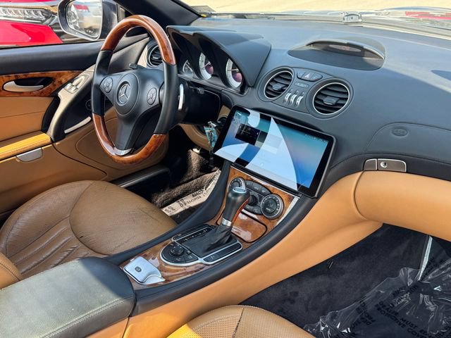 Used 2011 Mercedes-Benz SL 550 image 13