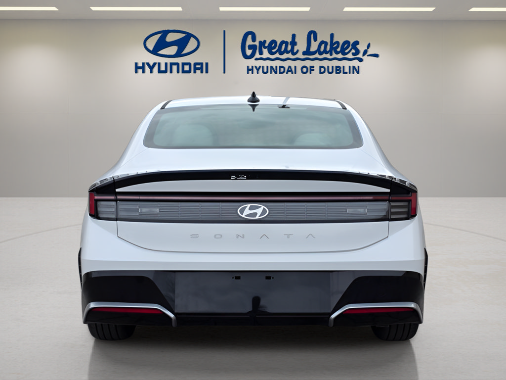 New 2026 Hyundai Sonata SEL FWD image 4