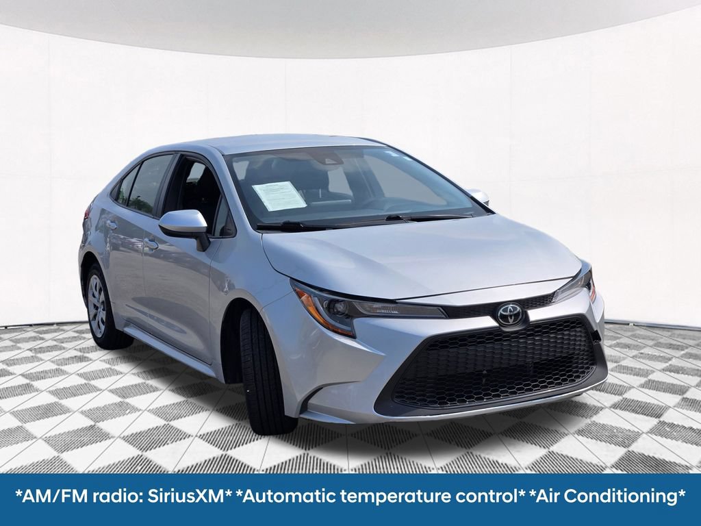 Used 2022 Toyota Corolla LE w/ Carpet Mat Package (TMS) FWD image 4