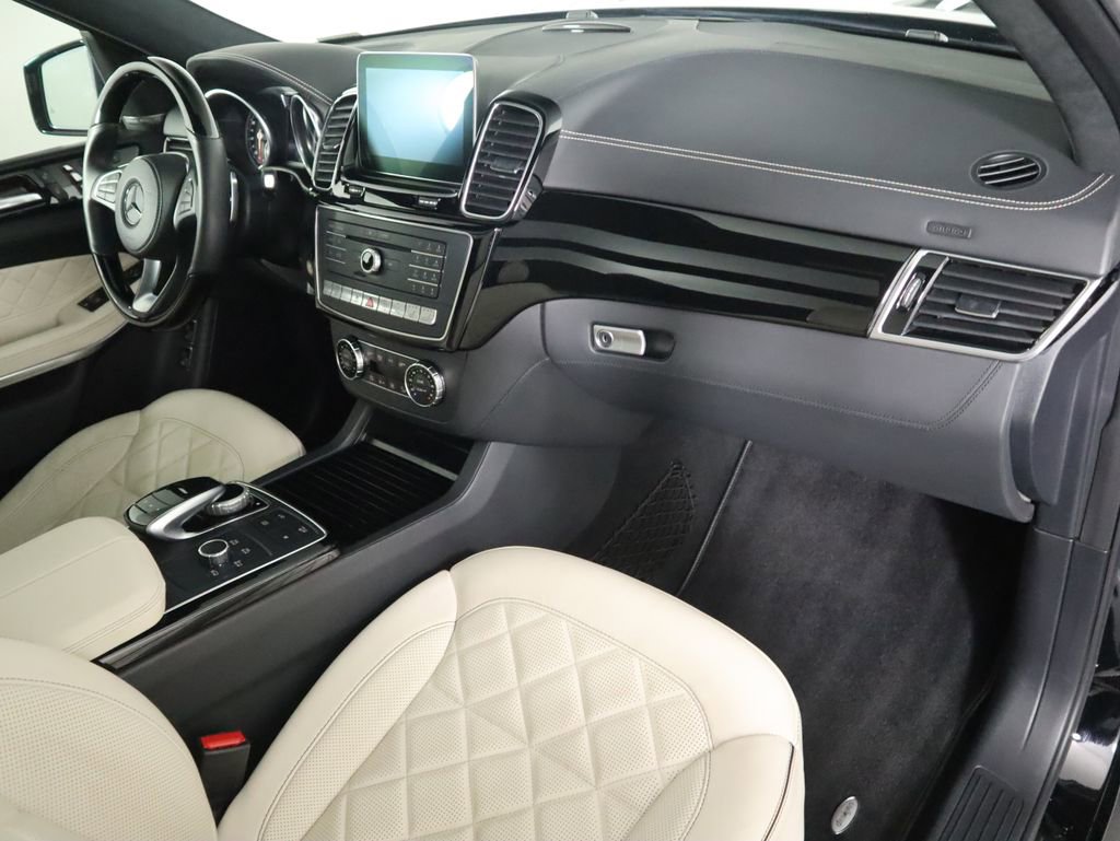 Used 2017 Mercedes-Benz GLS 550 4MATIC image 17