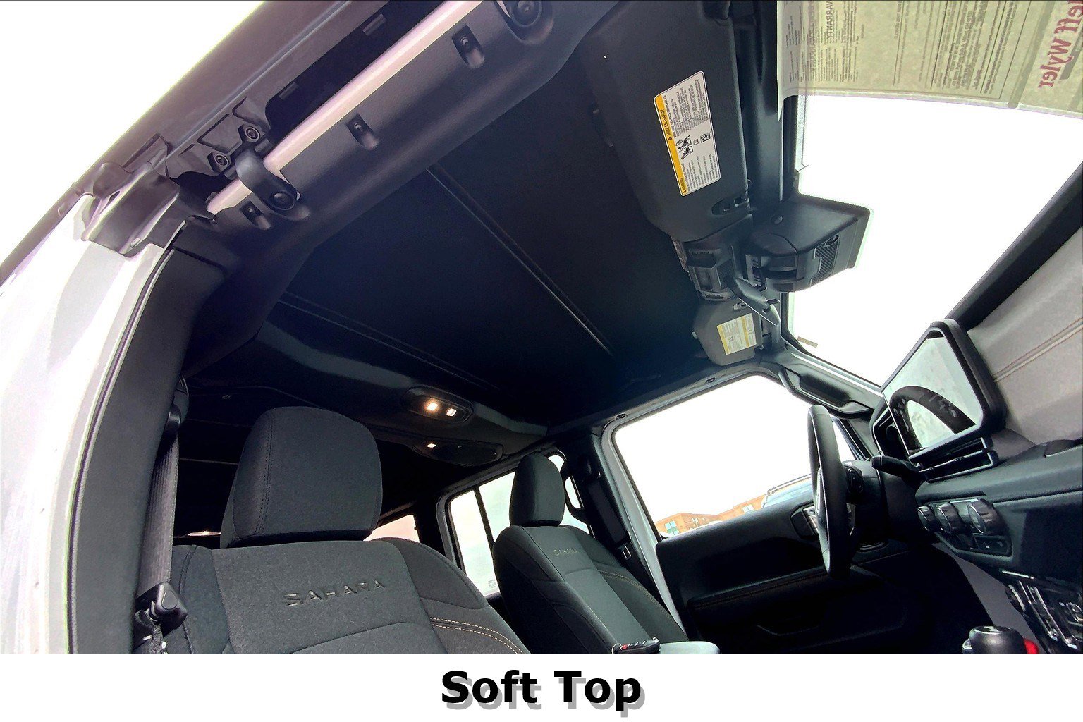 Used 2024 Jeep Wrangler Sahara image 23