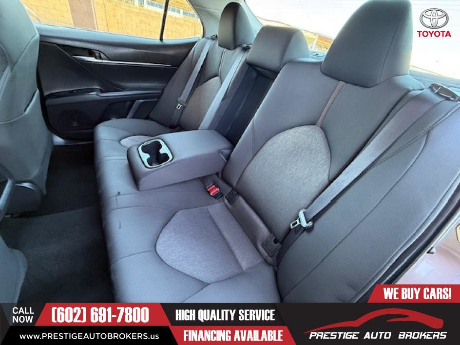 Used 2020 Toyota Camry LE image 33