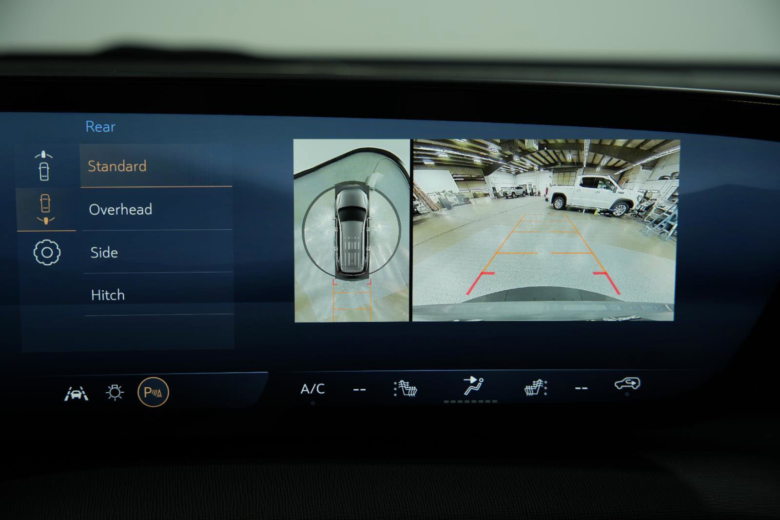 New 2026 Buick Enclave Preferred image 39