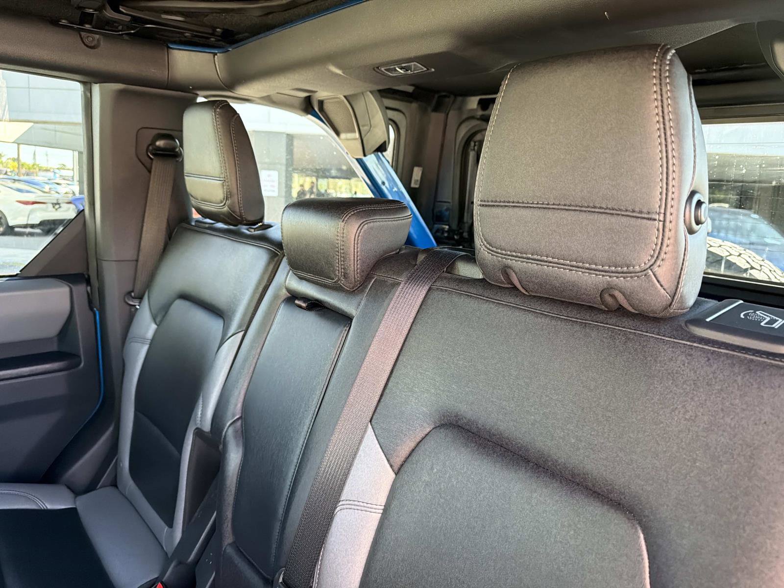 Used 2024 Ford Bronco Black Diamond image 31