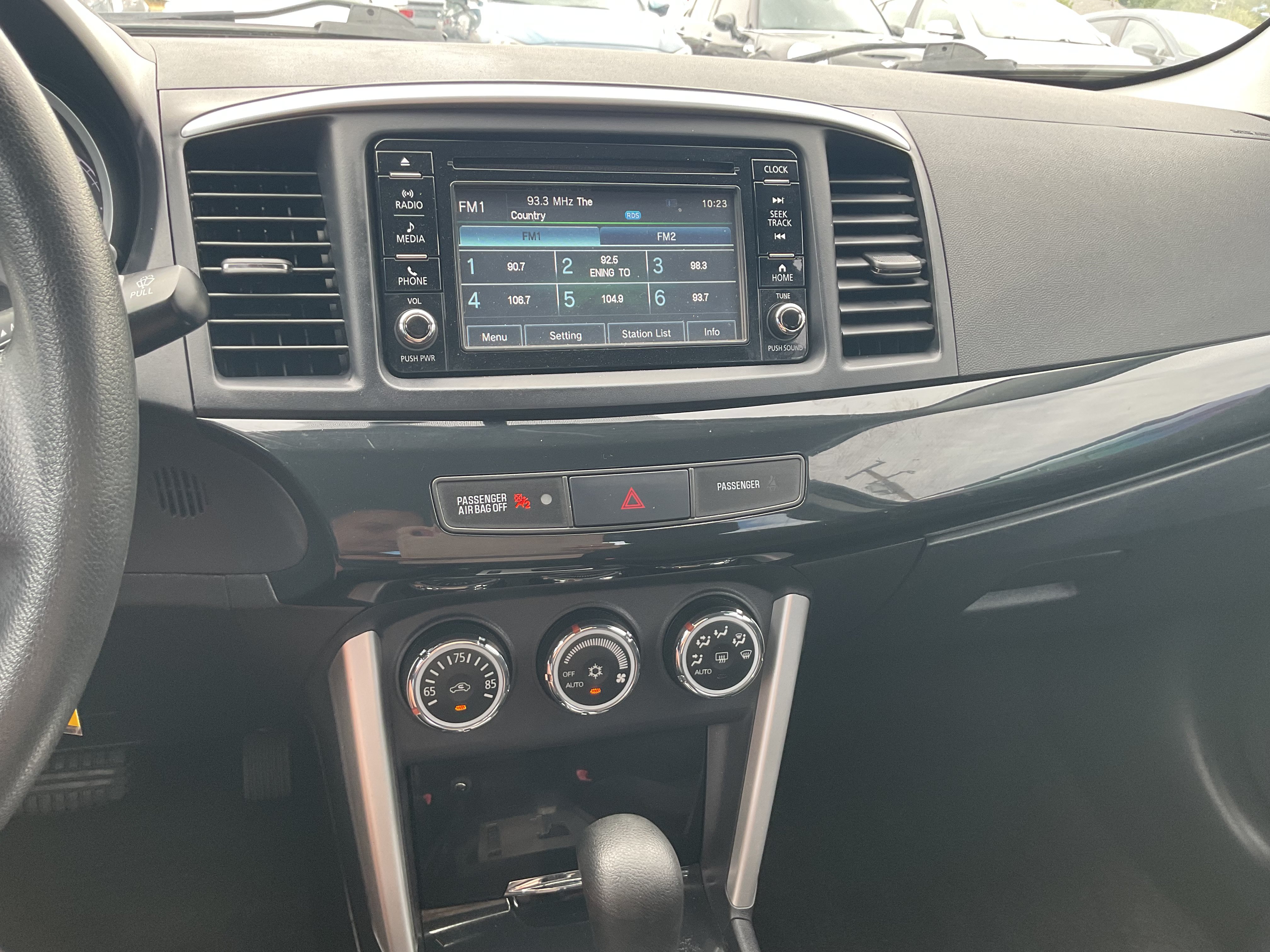 Used 2017 Mitsubishi Lancer ES FWD image 15