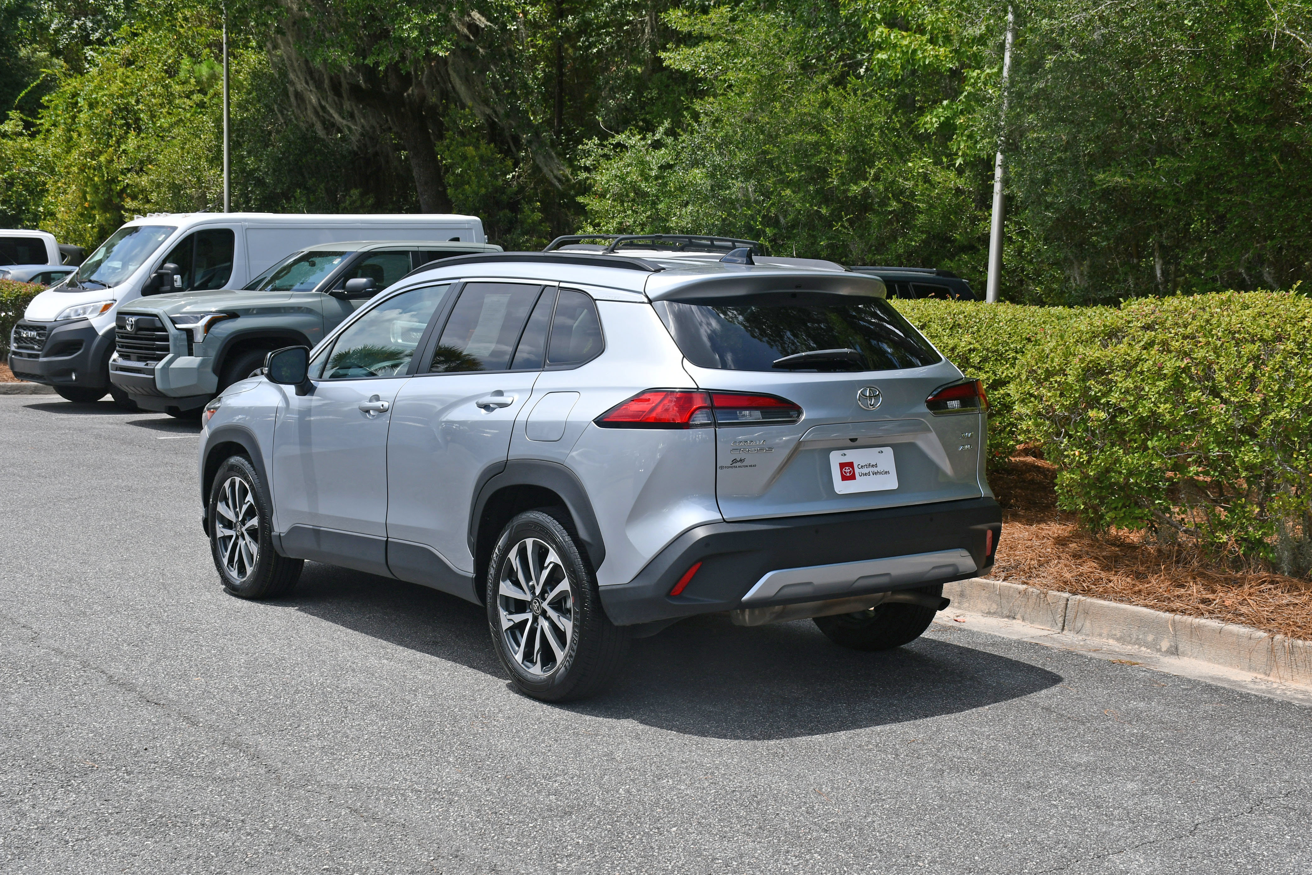 Certified 2025 Toyota Corolla Cross XLE AWD/4WD image 3