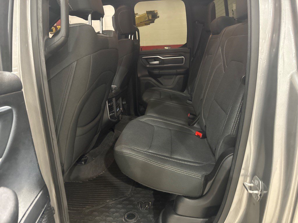 Used 2022 RAM 1500 Big Horn AWD/4WD image 7