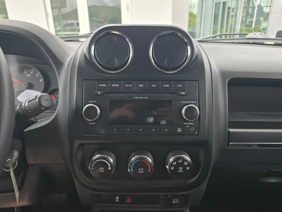 Used 2011 Jeep Patriot Sport FWD image 13
