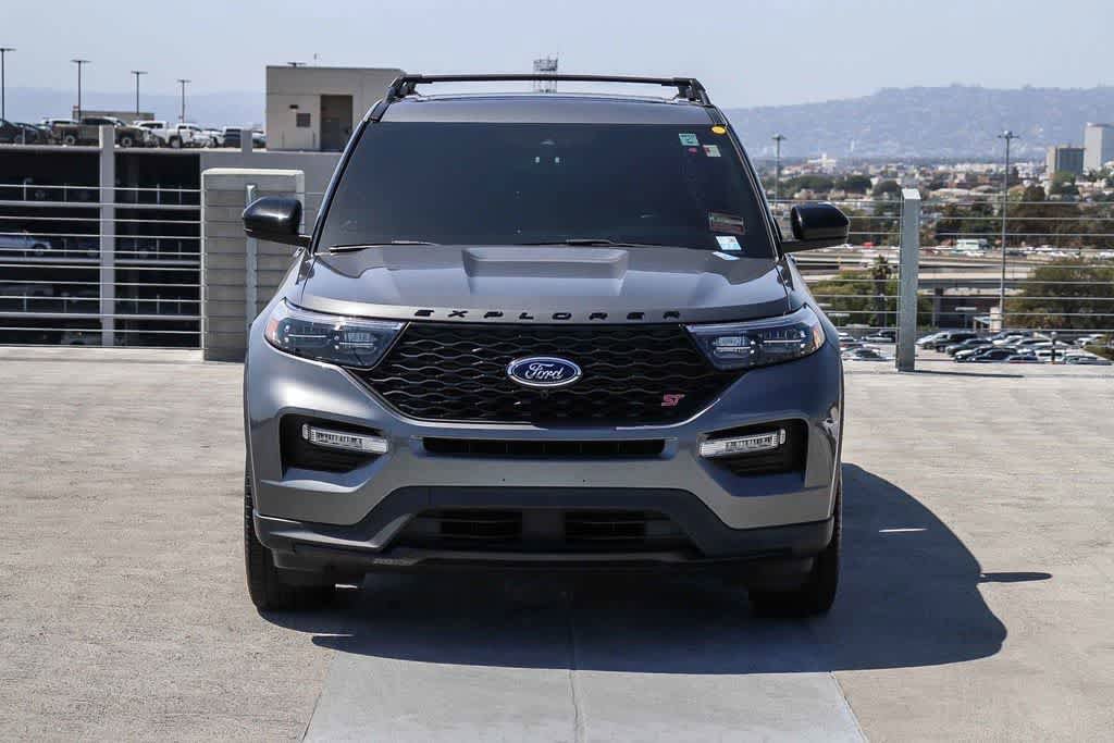 Used 2023 Ford Explorer ST w/ ST High-Performance Pack AWD/4WD image 2
