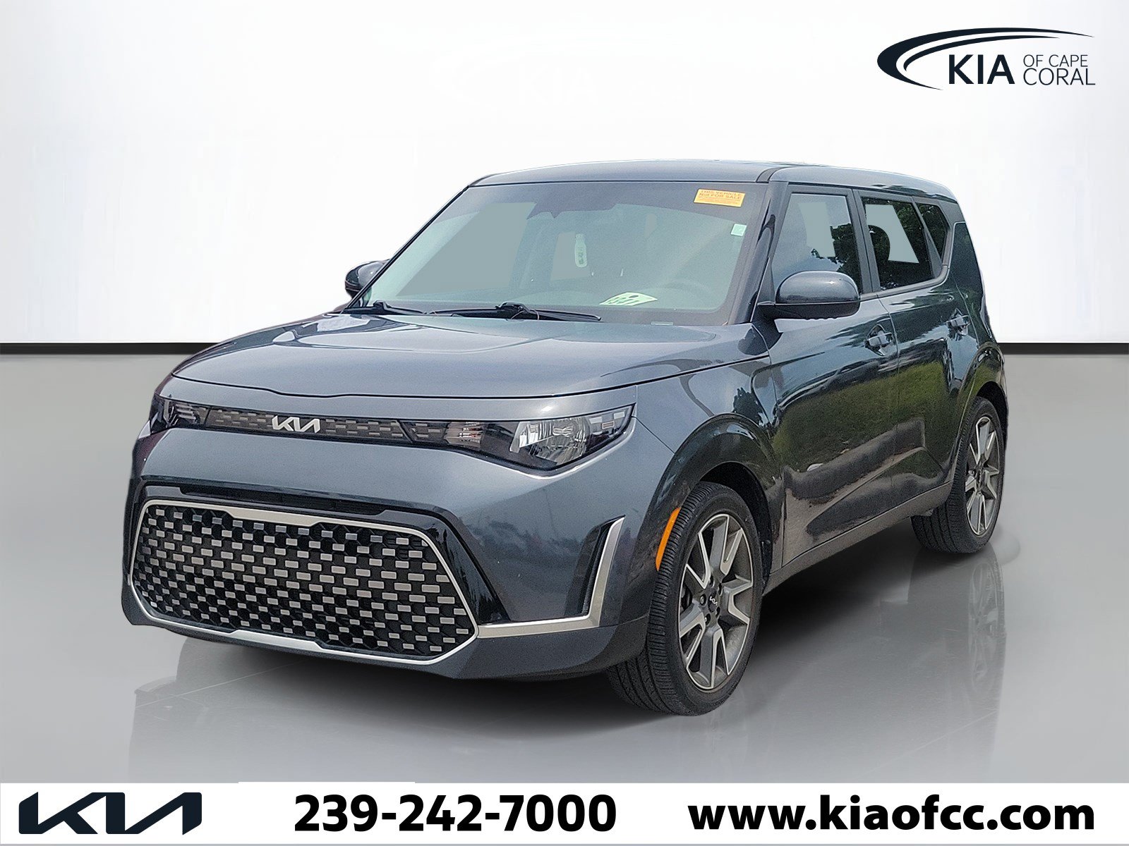 Certified 2024 Kia Soul EX w/ Option Group 015 FWD image 3