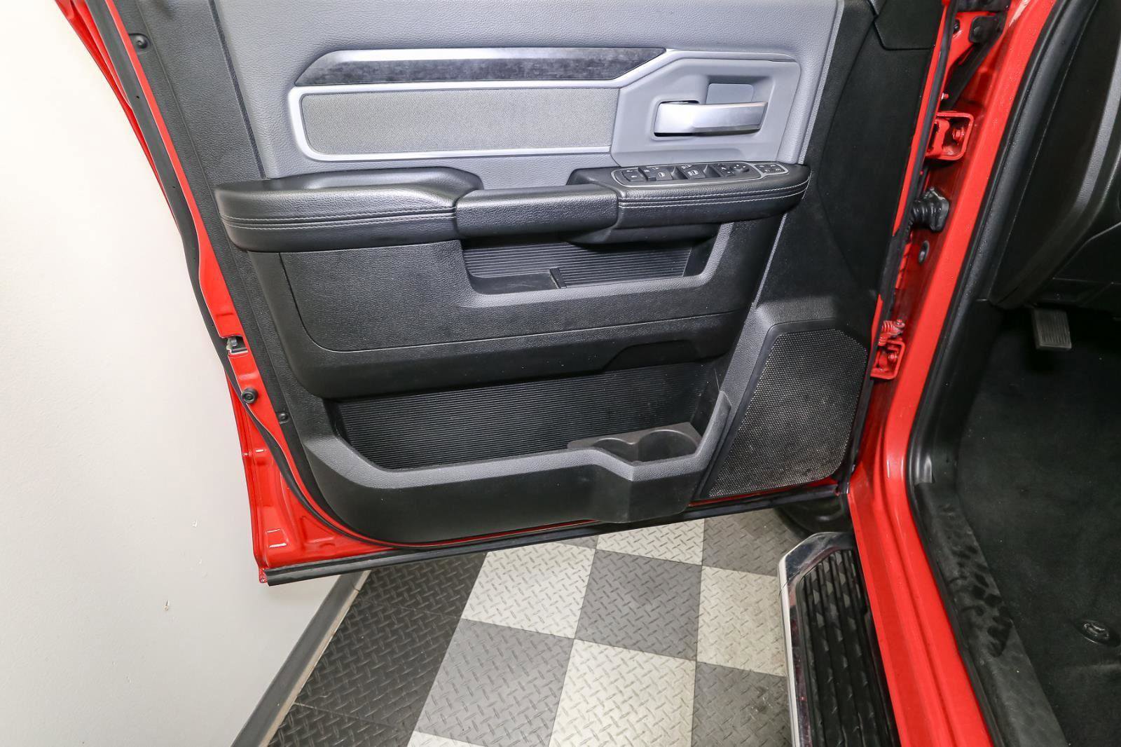 Used 2023 RAM 2500 Big Horn w/ Level 1 Equipment Group image 43