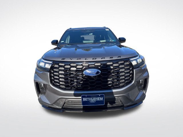 New 2026 Ford Explorer ST-Line w/ ST-Line Street Pack AWD/4WD image 9