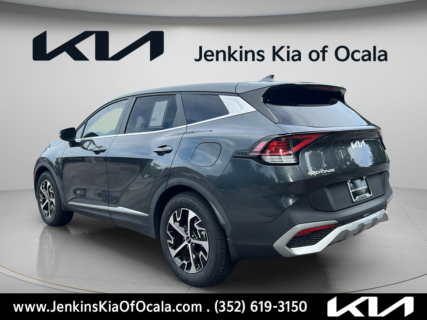 Certified 2023 Kia Sportage EX FWD image 5