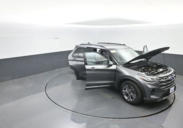 Used 2025 Ford Explorer Active w/ Active Comfort Package AWD/4WD image 41