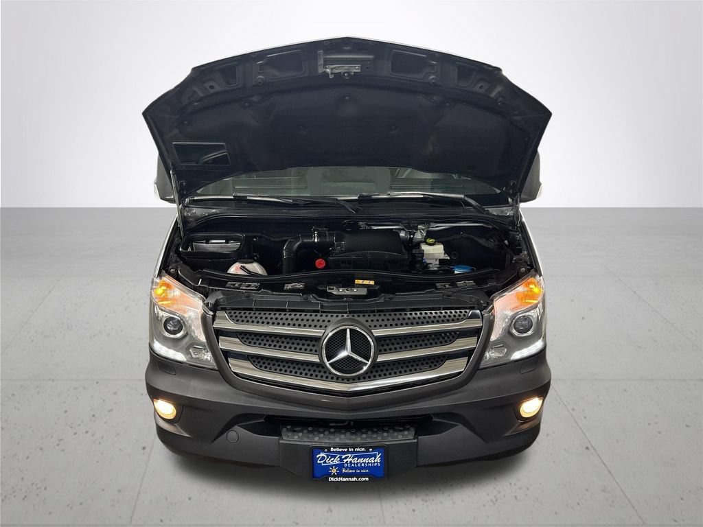Used 2015 Mercedes-Benz Sprinter 2500 image 19