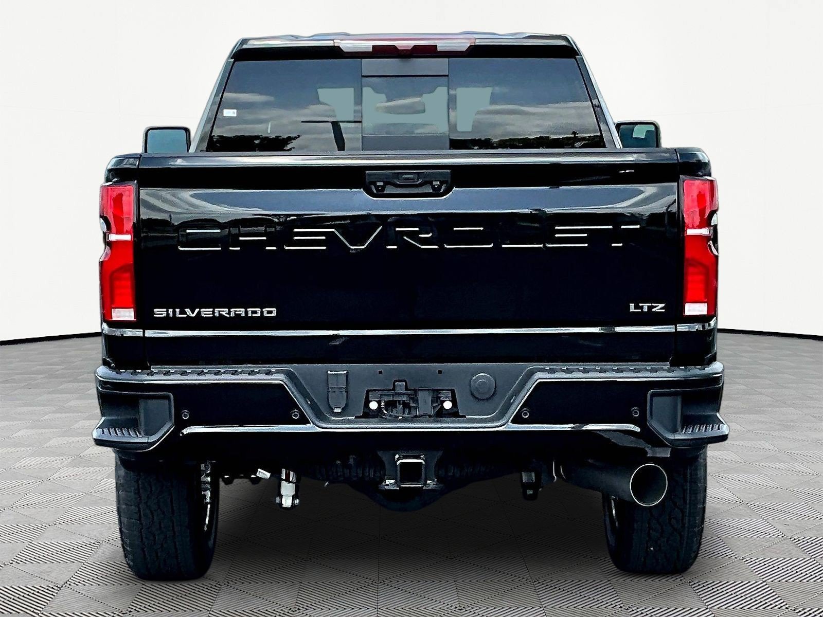 New 2026 Chevrolet Silverado 2500 LTZ w/ Z71 Chrome Sport Edition AWD/4WD image 5
