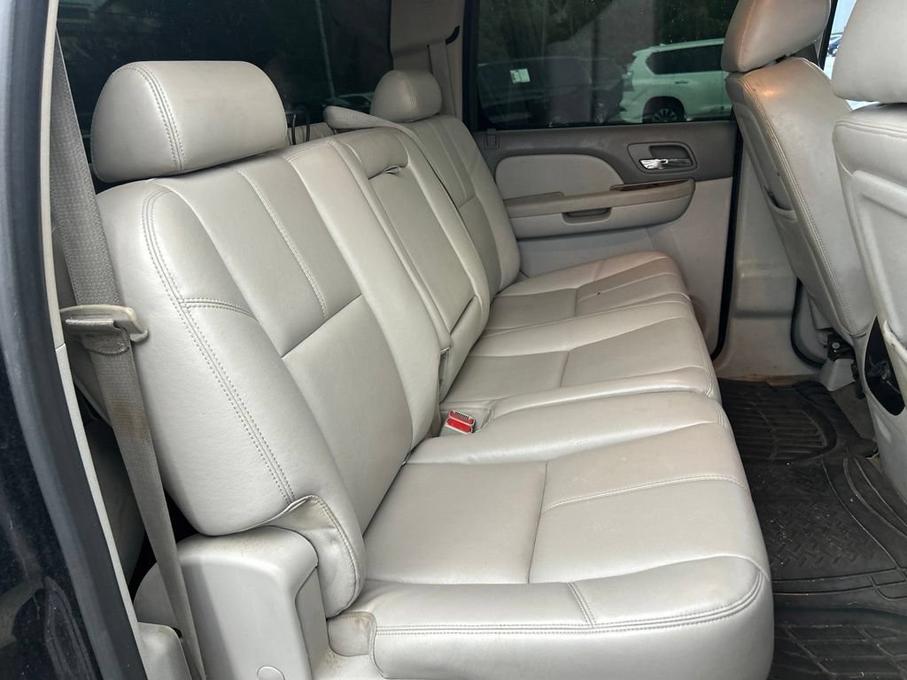 Used 2013 Chevrolet Silverado 1500 LTZ w/ LTZ Plus Package AWD/4WD image 30