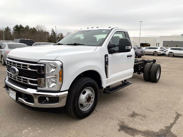 Used 2024 Ford F350 XL w/ XL Chrome Package image 7