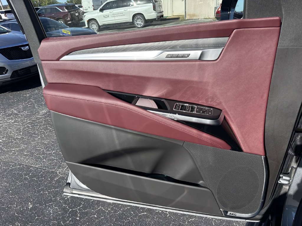 New 2027 Cadillac Escalade Sport w/ LPO, ONYX Package AWD/4WD image 19