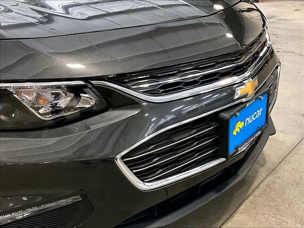 Used 2018 Chevrolet Malibu LT FWD image 32