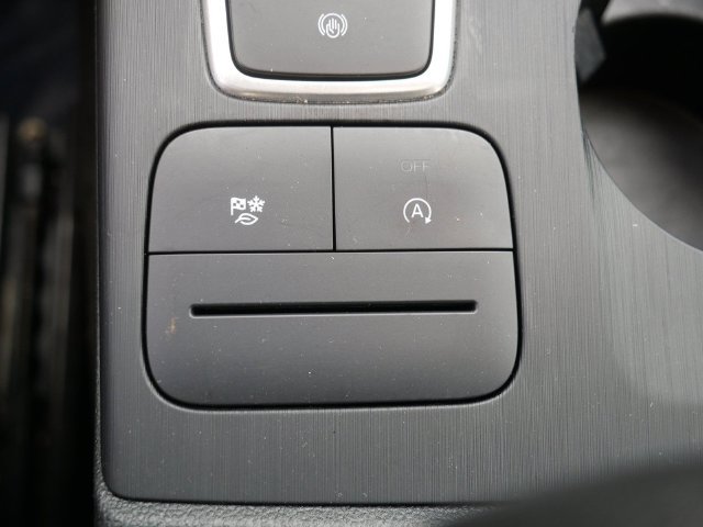 Used 2022 Ford Escape SE FWD image 28