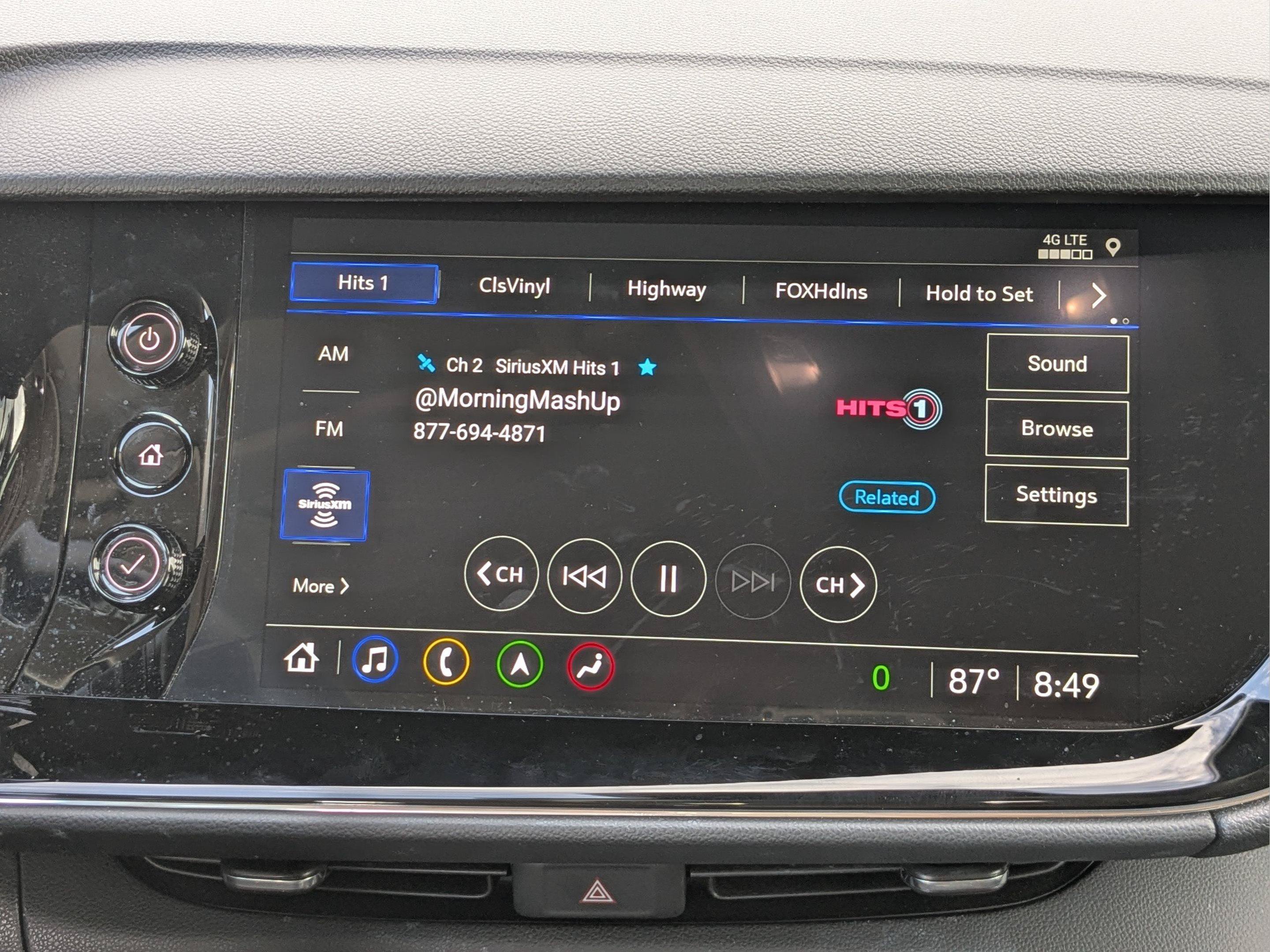 Used 2023 Buick Envision Avenir FWD image 17
