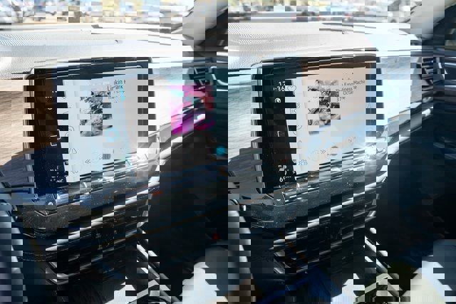 New 2026 Volkswagen Atlas SEL image 19