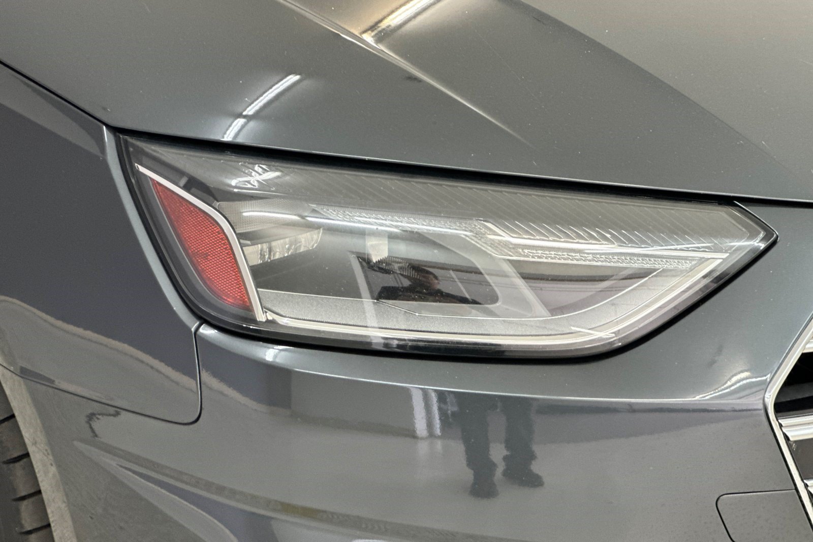 Used 2020 Audi A4 2.0T Premium w/ Convenience Package FWD image 10