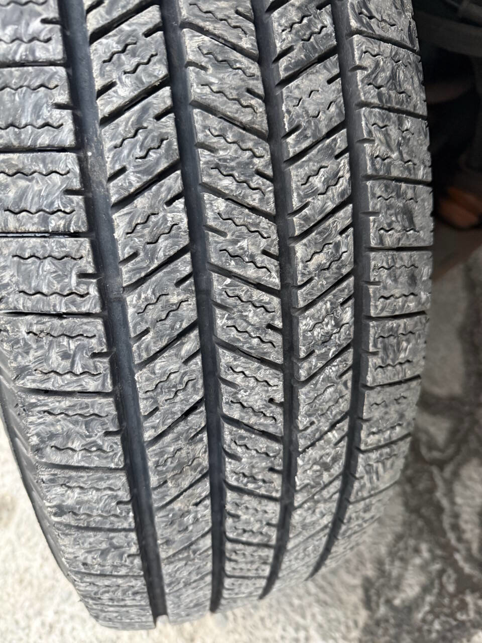 Used 2018 Chevrolet Express 2500 w/ Enhanced Convenience Package image 17