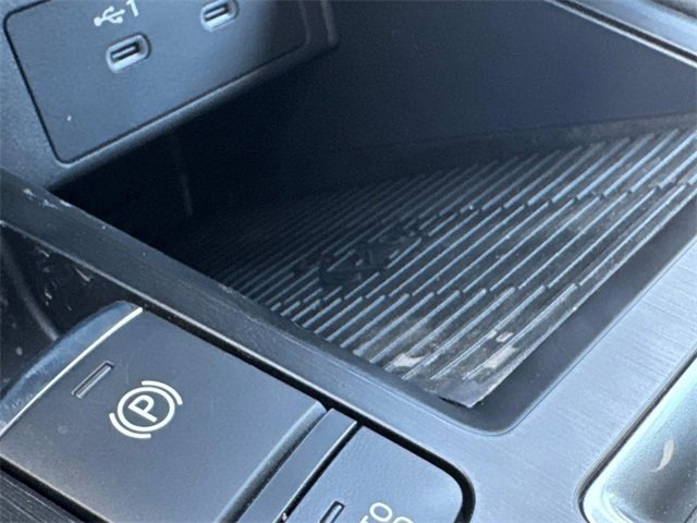 New 2025 Nissan Kicks SV w/ SV Premium Package image 32