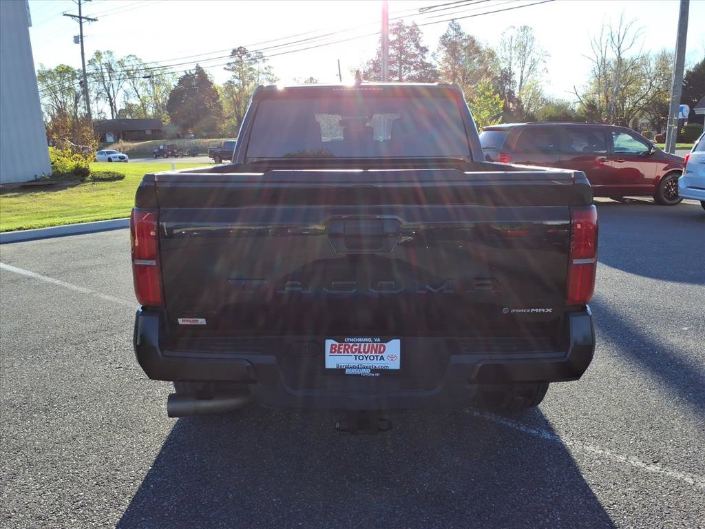 Used 2024 Toyota Tacoma TRD Sport image 11