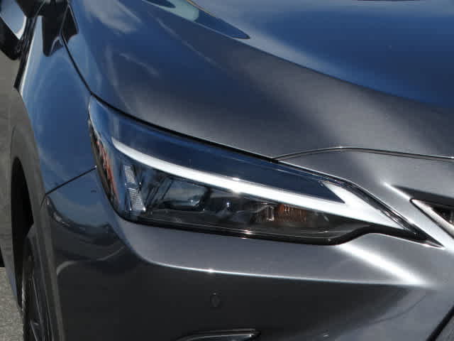 Used 2023 Lexus NX 350 AWD image 5