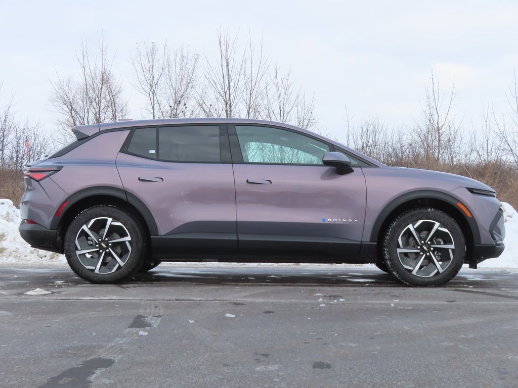 New 2026 Chevrolet Equinox EV LT image 2