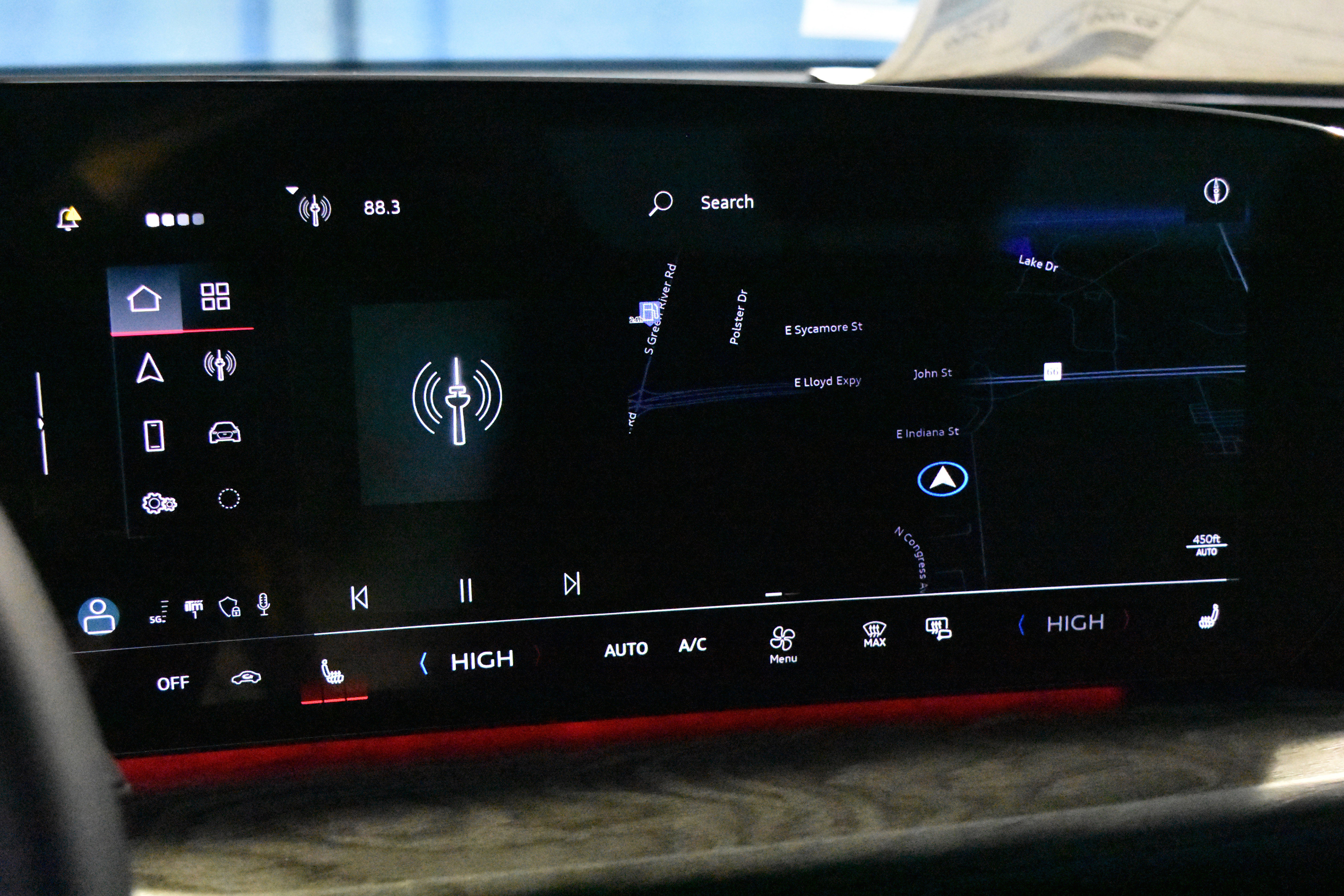 New 2025 Audi Q5 Premium image 9