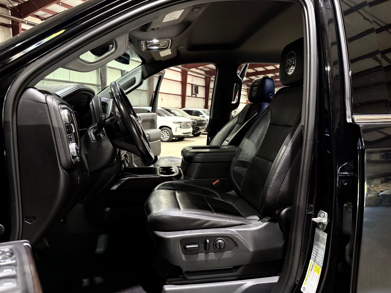 Used 2020 GMC Sierra 1500 SLT w/ SLT Premium Plus Package AWD/4WD image 14