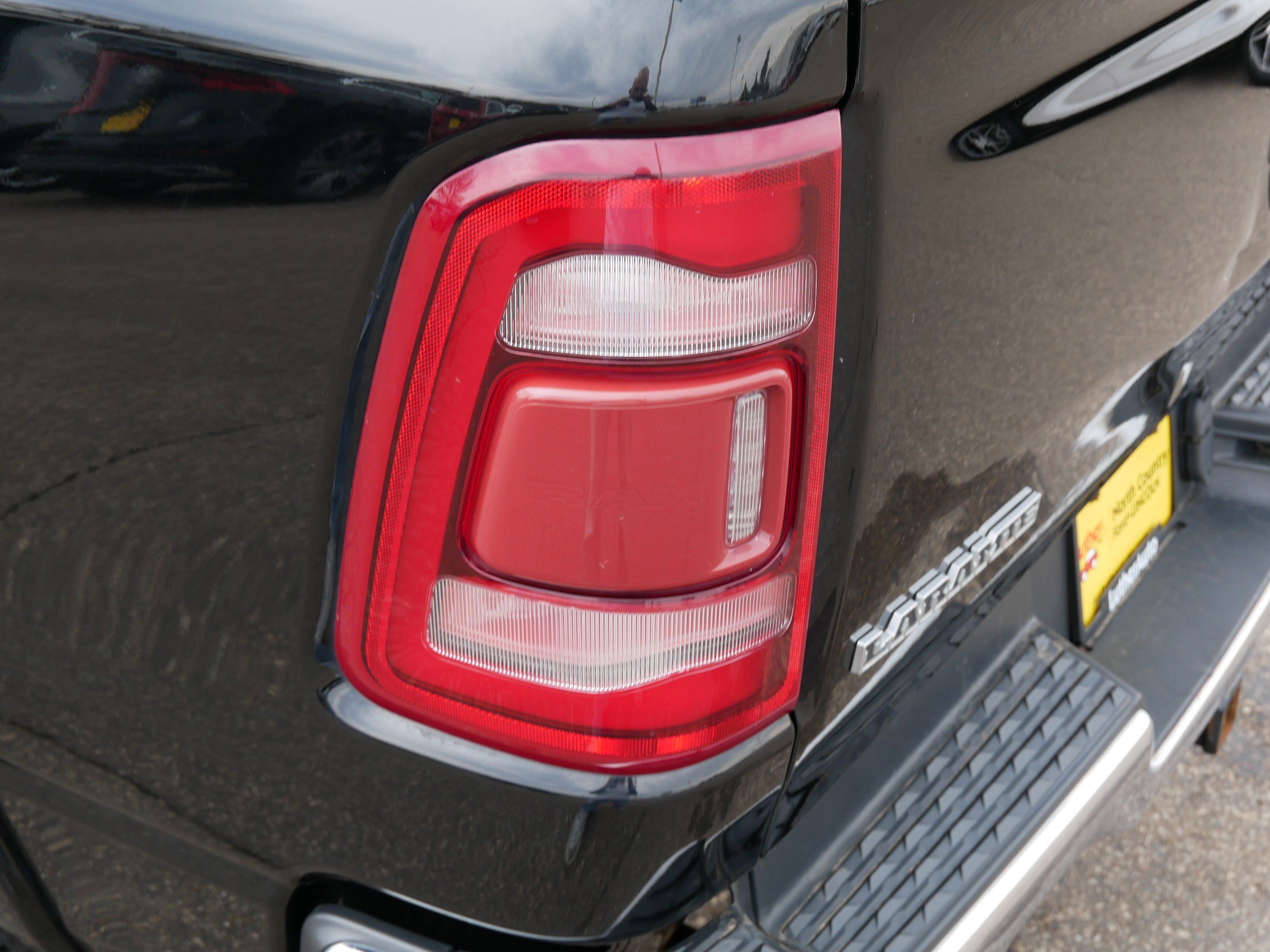 Used 2020 RAM 1500 Laramie image 17