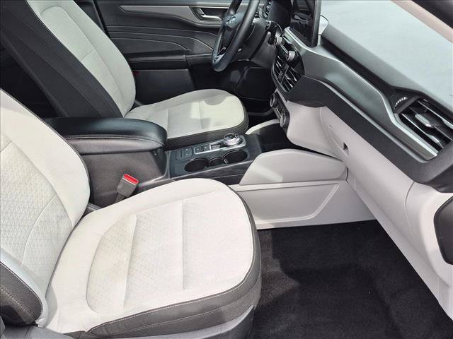 Certified 2025 Ford Escape Active w/ Cold Weather Package AWD/4WD image 21