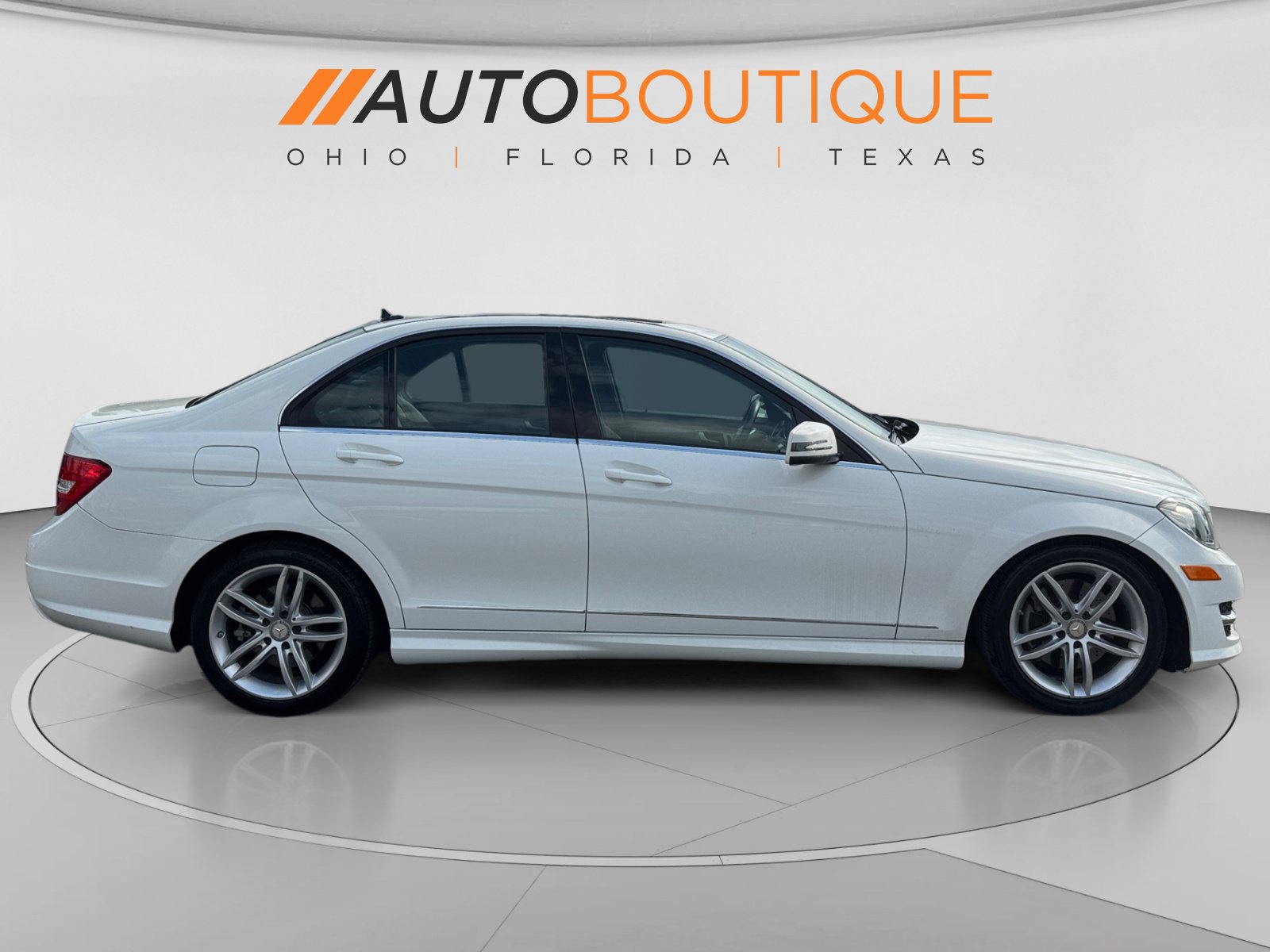 Used 2013 Mercedes-Benz C 300 4MATIC Sedan image 6