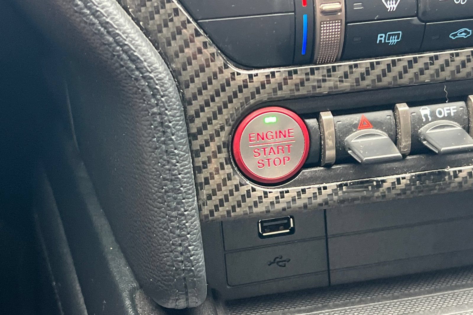 Used 2020 Ford Mustang Shelby GT500 w/ Technology Package RWD image 22