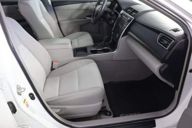 Used 2015 Toyota Camry LE FWD image 20