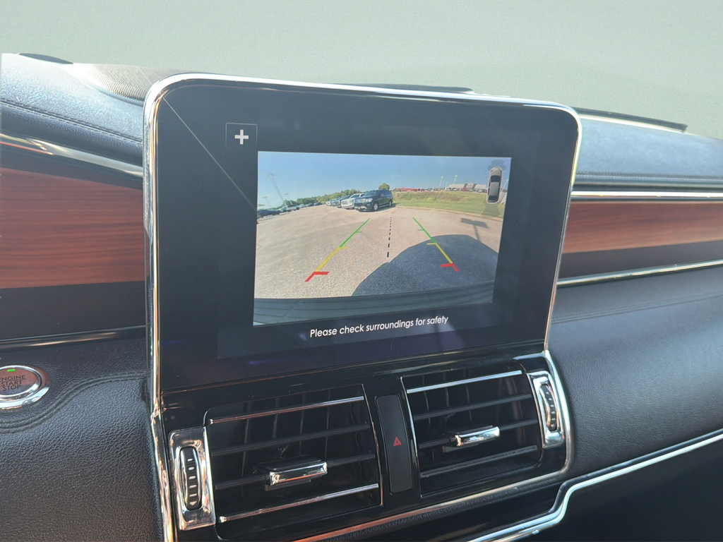 Used 2019 Lincoln Navigator Premiere AWD/4WD image 22