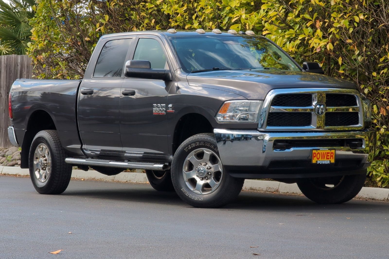 Used 2016 RAM 3500 Tradesman w/ Chrome Appearance Group AWD/4WD image 2