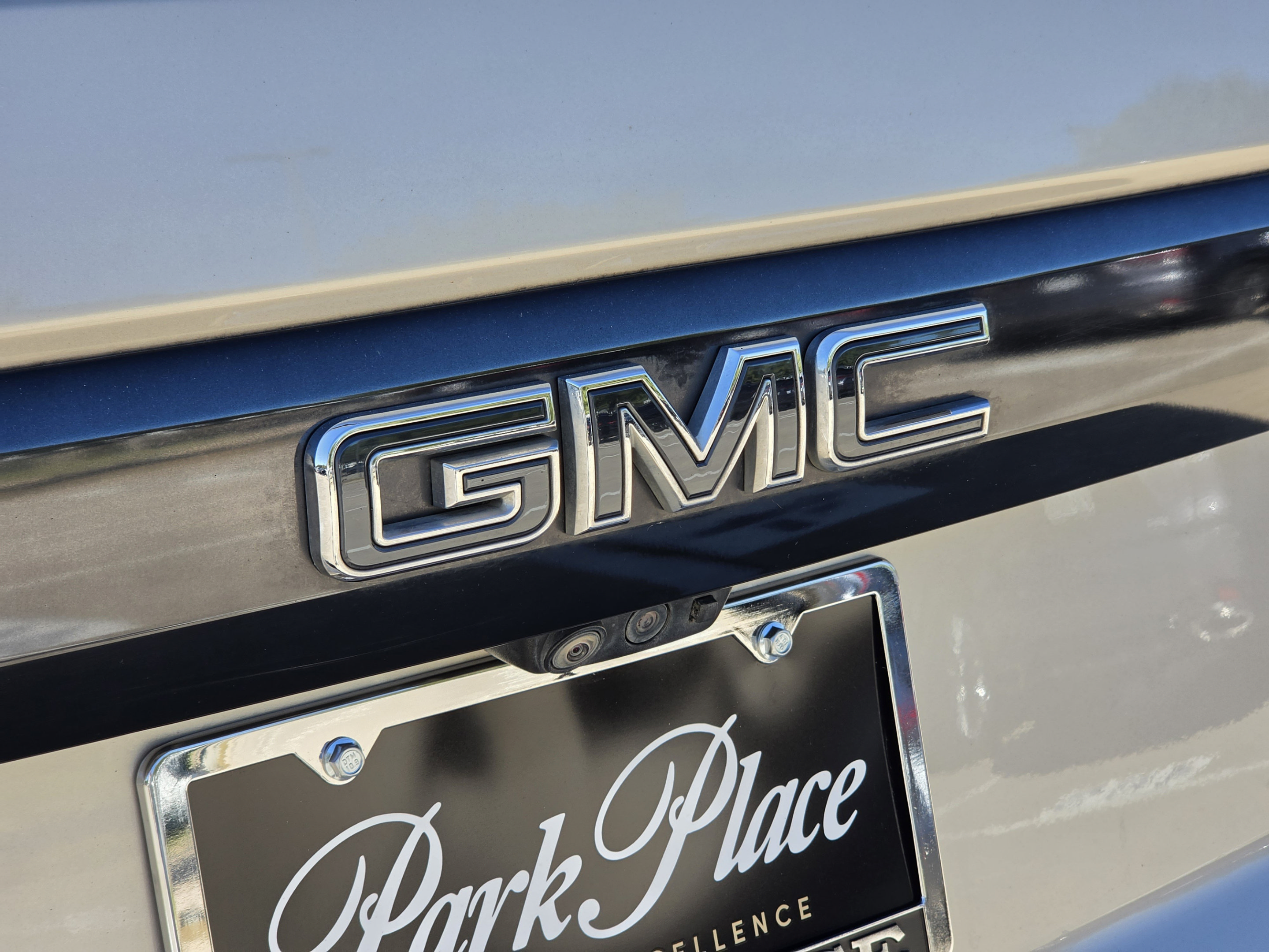 Used 2024 GMC Yukon XL Denali Ultimate AWD/4WD image 35