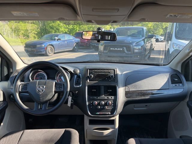 Used 2014 Dodge Grand Caravan SE w/ Quick Order Package 29E SE FWD image 10