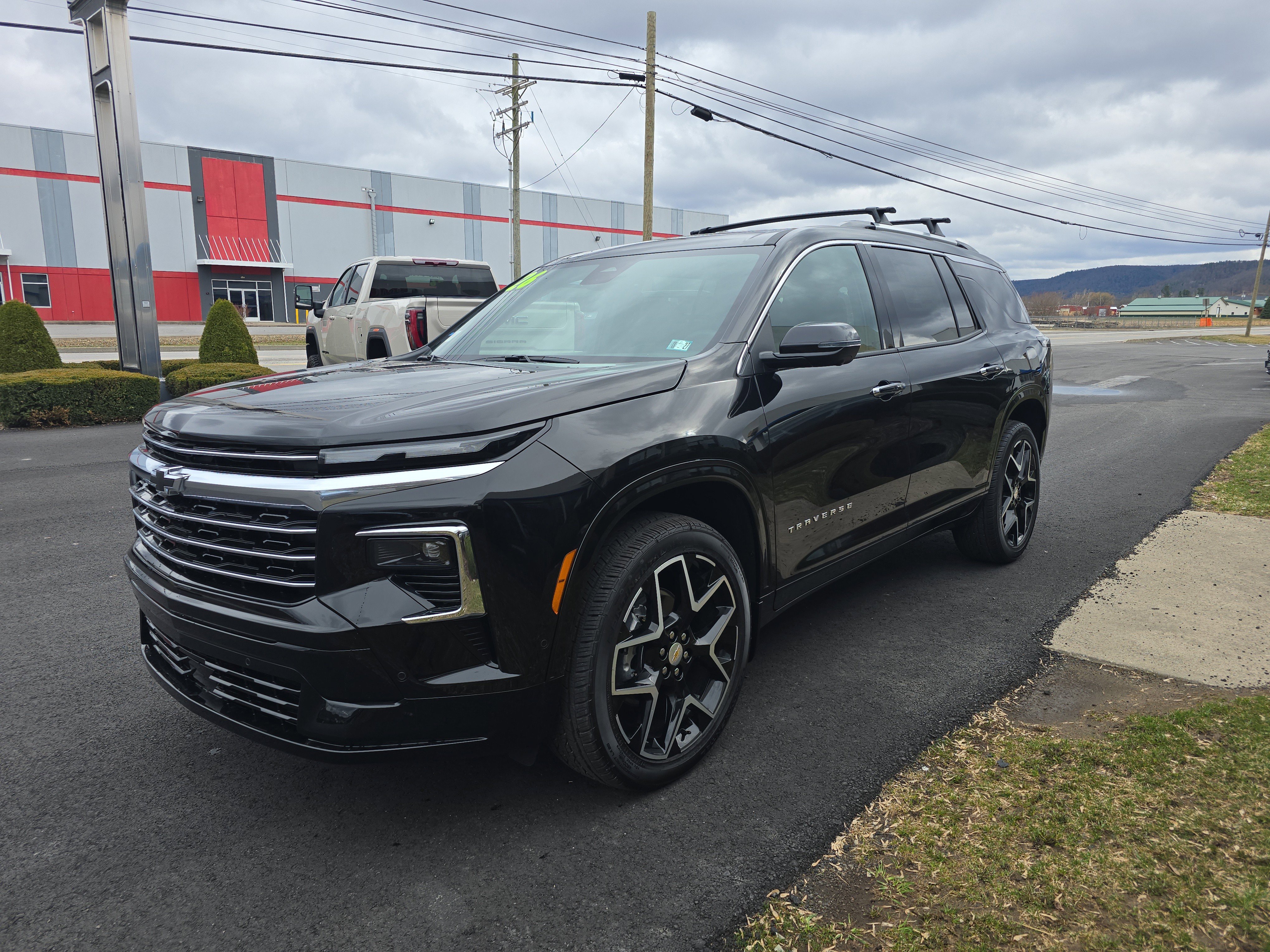 New 2026 Chevrolet Traverse High Country w/ LPO, Floor Liner Package image 8