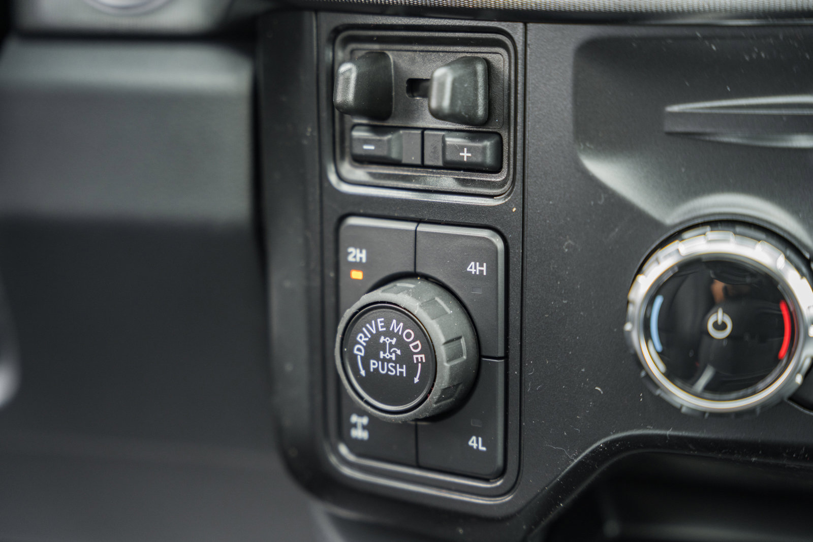 New 2026 Ford F350 Platinum image 31