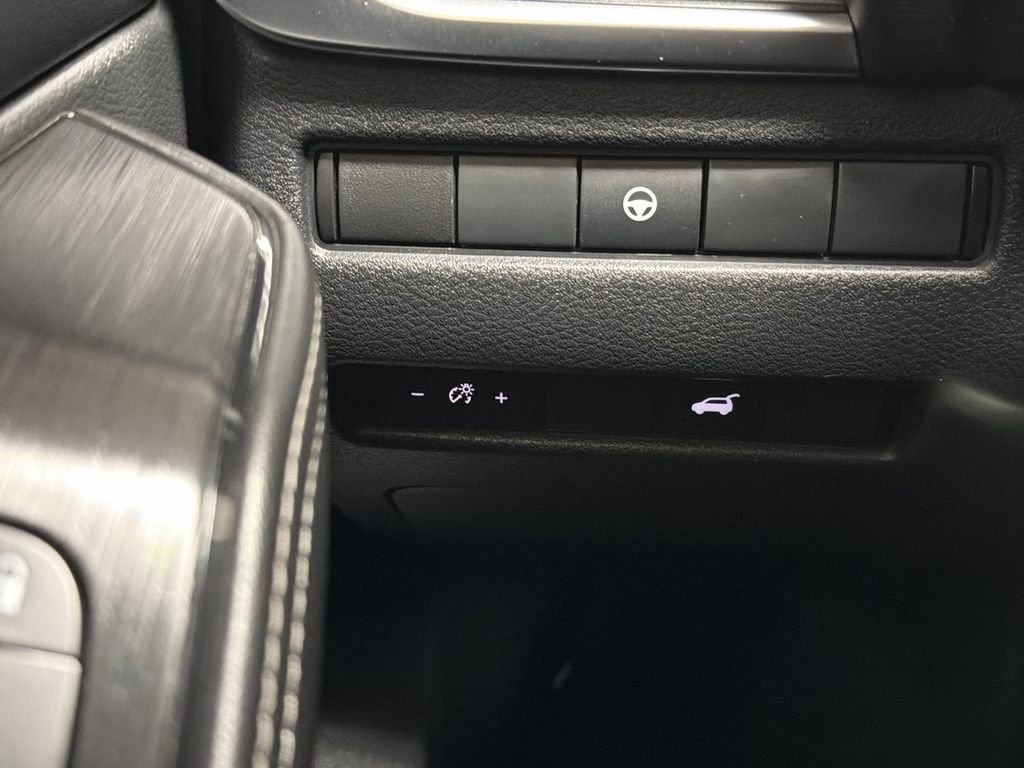 Used 2021 Nissan Rogue SV AWD/4WD image 52