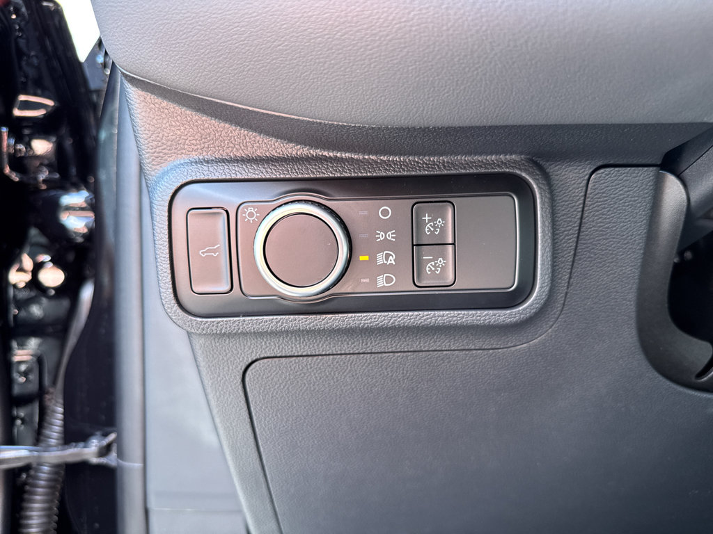 New 2026 Ford Explorer Active AWD/4WD image 25