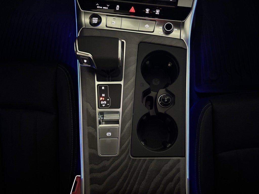 New 2025 Audi A6 Premium Plus image 15